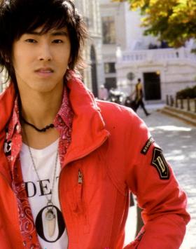 20081106News03_Front.jpg