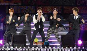 20081201News04_Front.jpg