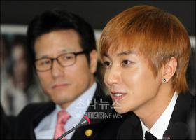 &quot;อีทึก&quot; (Lee Teuk) เซ็งวงการบันเทิงเกาหลีสนใจแต่ญี่ปุ่น-อเมริกา มองข้ามเอเชียอาคเนย์