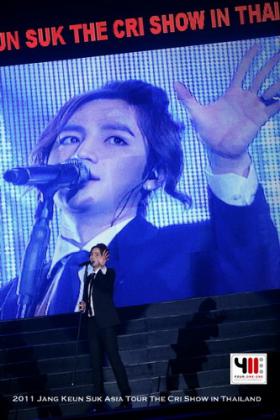 "จางกึนซอก" (Jang Geun Suk) โชว์ร้อง-เต้นสุดพลังใส่ไม่ยั้ง เอาใจแฟนไทย