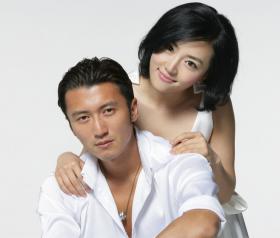 หรือเป็น “เซียะถิงฟง” (Nicholas Tse) ที่นอกใจ “จางป๋อจือ” (Cecilia Cheung)