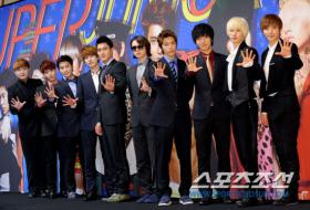Super Junior กลับมาแล้วกับอัลบั้มชุดที่ 5 Mr. Simple	