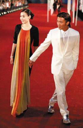 เผยข้อตกลงหย่า : “จางป๋อจือ” (Cecilia Cheung) เลือกลูกแทนเงิน 300 ล้านเหรียญฯ