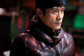 &quot;อีบยองฮุน&quot; (Lee Byung Hun) แชมป์ค่าตัวสูงสุดวงการทีวีแดนโสม