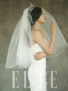 &quot;จอนจีฮยอน&quot; (Jeon Ji Hyun) สวมชุดเจ้าสาวใน &#039;ELLE&#039; ก่อนเข้าประตูวิวาห์วันนี้