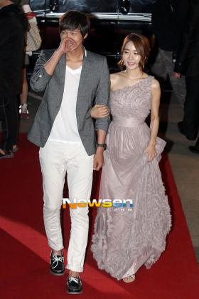 ยูอินนา (Yoo In Na) เหวอ!! เจอ จีฮยอนอู (Ji Hyun Woo) สารภาพรักกลางงานมีตติ้ง