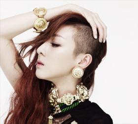 น้ำตาร่วง &quot;ซานดารา&quot; (Sandara Park) กล้อนผมเพื่องาน