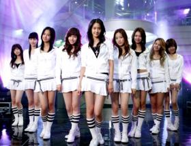 ฉลอง 5 ขวบ SNSD - เหล่า SONE ร่วมบริจาคบ่อน้ำช่วยเหลือเขมร 