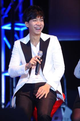 ลีซึงกี (Lee Seung Ki) โปรยคำหวานบอกรักคนไทย