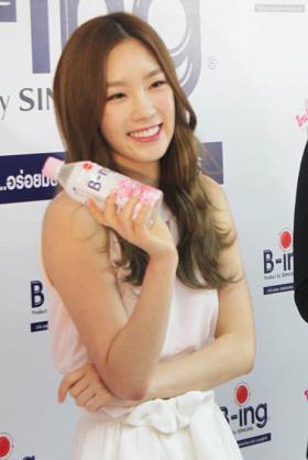 แทยอน (Taeyeon) SNSD โชว์ผิวออร่า นั่งแท่นพรีเซ็นเตอร์ บีอิ้ง คอลลาเจน (B-ing Collagen)