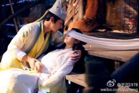 มั่วอีกแล้ว มังกรหยก 2 (Return of the Condor Heroes)!? เปลี่ยนรายละเอียดฉากข่มขืนเซียวเหล่งนึ่ง (Xiao Longnü)