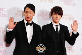 แจจุง (Jae Joong) – มิคกี้ ยูชอน (Micky Yoochun) เตรียมจับมือเข้ากรมรับใช้ชาติ หลังโปรโมทอัลบั้มใหม่