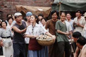ฮาจีวอน (Ha Ji Won) เป็นสาวงามประจำหมู่บ้านในหนังจากนิยายดัง คนขายเลือด (Chronicle of a Blood Merchant)