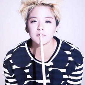 แอมเบอร์ (Amber) วง f(x) ระบายจัดหนัก ยืดอกรับเป็นทอม หลังเจอแอนตีแฟนด่าต่อหน้า