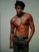 นิชคุณ (Nichkhun) จากวง 2PM เผยภาพซิกแพคของเขา!
