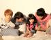 ภาพของ JYJ ถ่ายกับคิมยูบิน (Kim Yoo Bin) สำหรับงานโฆษณา NII!
