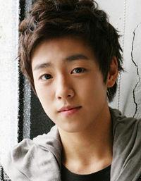 Lee Hyun Woo - ลี ฮยอน วู (1993)