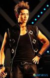 ภาพทรงผมต่างๆ ของแทคยอน (Taecyeon)!