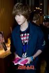 จงฮยอน (Jong Hyun), คีย์ (Key) และแทมิน (Tae Min) ร่วมกิจกรรม Etude!