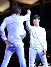 ศิลปินมากมายไปร่วมเดินพรมแดงและแสดงในคอนเสิร์ต Dream!