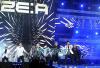 ศิลปินมากมายไปร่วมเดินพรมแดงและแสดงในคอนเสิร์ต Dream!