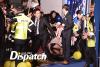 แฟนๆ ของวง Super Junior ผลักกันเพื่อจับมือสมาชิก?