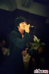 คิมจองกุ๊ก (Kim Jong Kook) ร้องเพลงในงาน