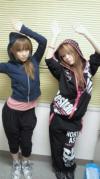 โฟสต์ท่าแบบ 2NE1