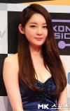 คางมินคยอง (Kang Min Kyung) แห่งวง Davichi