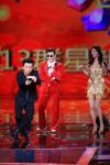 หลินจือหลิง (Lin Chi Ling) โชว์เต้น กังนัมสไตล์ กับ ไซ (Psy) ฉลองตรุษจีน	