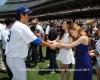 Girls&#039; Generation เยือน Dodger Stadium ร้องเพลงชาติ - ขว้างลูกเปิดเกม