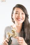 ซูฉี สวยใสในภาพประชาสัมพันธ์ม้าทองคำปี 2013