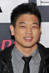 หนุ่มเกาหลี กีฮองลี (Ki Hong Lee) ติดอันดับเซ็กซีแห่งปีของ People