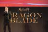 เก็บตกบรรยากาศ เฉินหลง (Jackie Chan) ขนทัพนักแสดงเดินพรมแดงเปิดตัว Dragon Blade