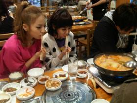 กูฮาร่า (Goo Hara) และซึงยอน (Seung Yeon) ตั้งหน้าตั้งตารออาหาร?