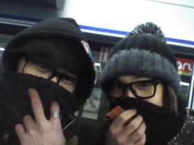 จุนฮยอง (Jun Hyung) และลีฮงกิ (Lee Hong Ki) ไปทัวร์รถไฟใต้ดินด้วยกัน?