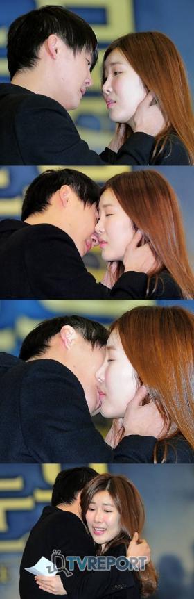 จุนซู (Junsu) เปิดเผยเกี่ยวกับความคิดของเขาในฉากจูบ