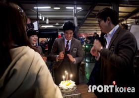 ปาร์ตี้ครบรอบวันเกิดคิมซูฮยอน (Kim Soo Hyun)!