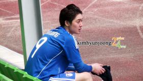 ภาพคิมฮยอนจุง (Kim Hyun Joong) ซ้อมกับ FC Men!
