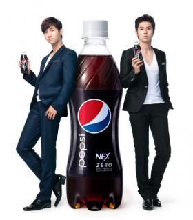 วงดงบังชินกิ (TVXQ) จะเป็นพรีเซ็นเตอร์ใหม่ให้กับ Pepsi Cola!