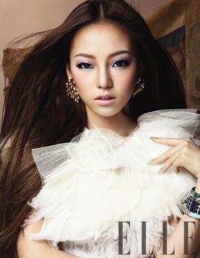 คูฮาร่า (Goo Hara) ถ่ายภาพในนิตยสาร Elle