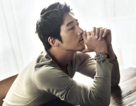 จางฮยอค (Jang Hyuk) เป็นพรีเซ็นเตอร์ของนาฬิกาแบรนด์ Gc