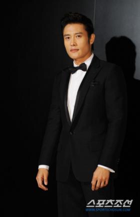 ลีบยองฮุน (Lee Byung Hun) ถูกทาบทามให้มาร่วมแสดงเรื่องใหม่ The King!
