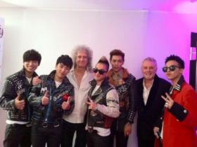 วง Big Bang ถ่ายภาพกับสมาชิกวง Queen!