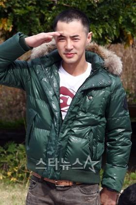 จอนจิน (Jun Jin) จะปลดประจำการจากการเป็นทหารในสัปดาห์นี้