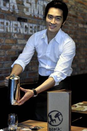 ซงซึงฮุน (Song Seung Hun) กลายมาเป็น CEO ร้านอาหาร!