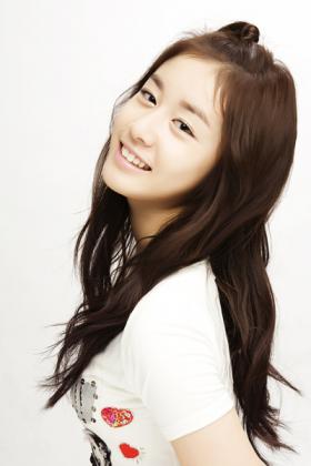แฟนๆ ของจิยอน (Ji Yeon) เตรียมอาหารให้ทีมงานละคร Dream High 2