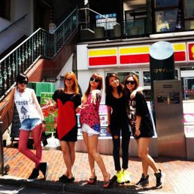 สาวๆ ในค่าย JYP ไปชอปปิ้งด้วยกัน!