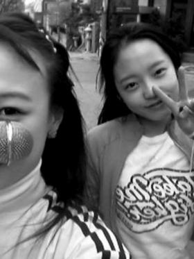 ภาพเก่าของคังมินฮี (Kang Min Hee) และคูฮาร่า (Goo Hara) 