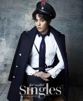 จองยองฮวา (Jung Yong Hwa) ถ่ายภาพในนิตยสาร Singles